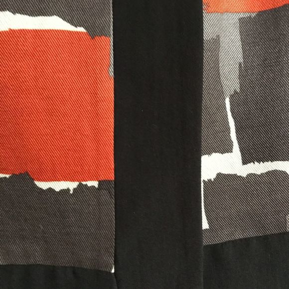 iCB New York Mod Print Skirt - Picture 3 of 7